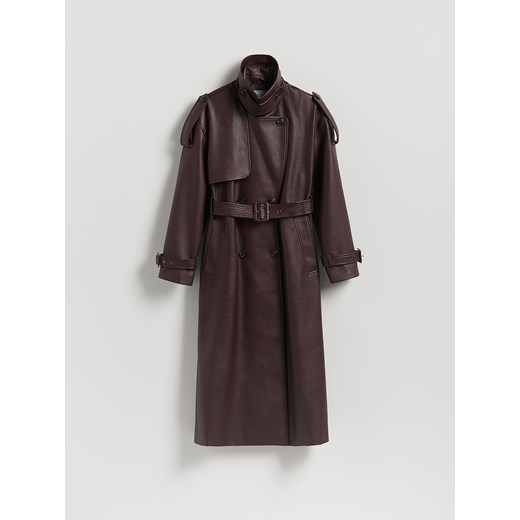Reserved - Dwurzędowy trencz z paskiem - burgundowy ze sklepu Reserved w kategorii Płaszcze damskie - zdjęcie 186128451