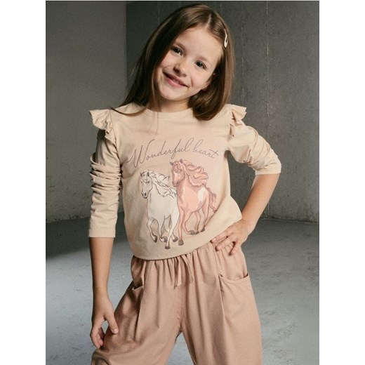 Sinsay - Koszulka z długimi rękawami i ozdobnymi falbanami - beżowy ze sklepu Sinsay w kategorii Bluzki dziewczęce - zdjęcie 186130150