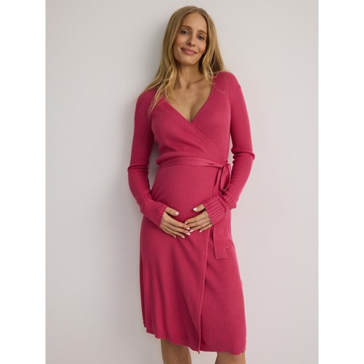 Reserved - Wiskozowa sukienka z wiązaniem - intensywny róż ze sklepu Reserved w kategorii Sukienki - zdjęcie 186138922