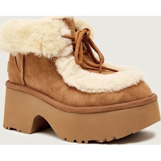 UGG Śniegowce W ESMEE | shearling | skóra ze sklepu Gomez Fashion Store w kategorii Śniegowce damskie - zdjęcie 186139422