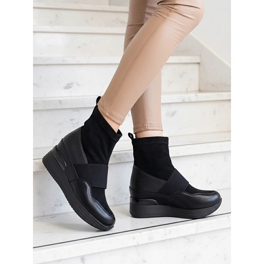 Royalfashion Czarne damskie wsuwane botki z tłoczeniem Keleda ze sklepu royalfashion.pl w kategorii Botki - zdjęcie 186147721