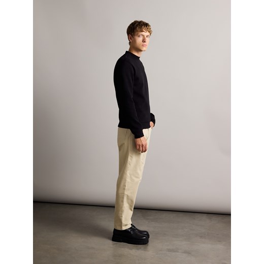 Reserved - Sztruksowe spodnie straight - złamana biel Reserved 31 okazyjna cena Reserved