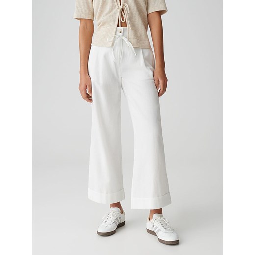 OPUS Spodnie w kolorze białym ze sklepu Limango Polska w kategorii Spodnie damskie - zdjęcie 186157742