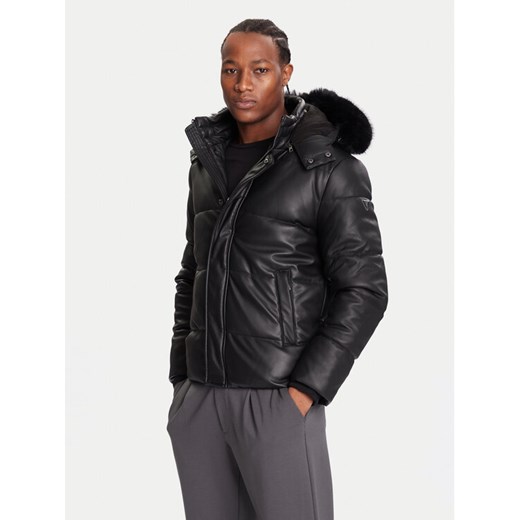 Guess Kurtka zimowa M5BL2F W1050 Czarny Regular Fit ze sklepu MODIVO w kategorii Kurtki męskie - zdjęcie 186167442