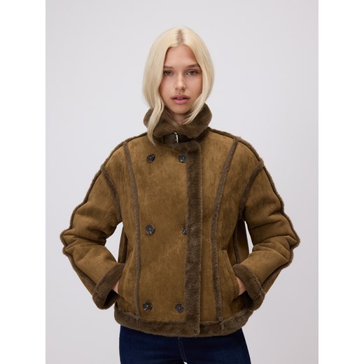 Reserved - Kurtka z kożuchem - oliwkowy - id: 694HD-91X - marki Reserved - 186178053 Reserved - Kurtka z kożuchem - oliwkowy ze sklepu Reserved w kategorii Kożuchy - zdjęcie 186178053