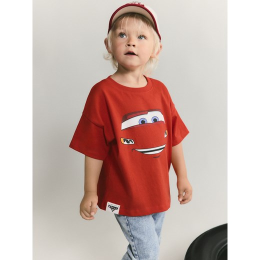 Reserved - T-shirt Auta - czerwony ze sklepu Reserved w kategorii T-shirty chłopięce - zdjęcie 186188703
