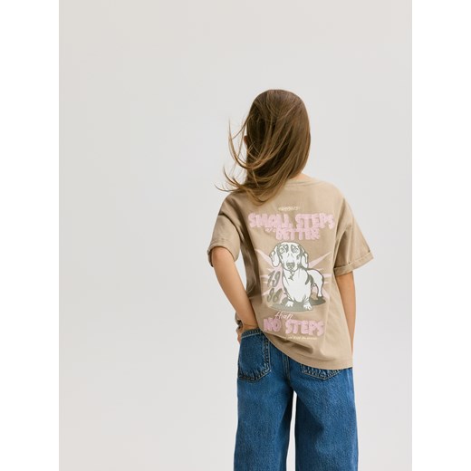 Reserved - T-shirt z nadrukiem i haftem - beżowy ze sklepu Reserved w kategorii Bluzki dziewczęce - zdjęcie 186189544