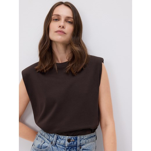 Reserved - T-shirt z poduszkami na ramionach - ciemnobrązowy ze sklepu Reserved w kategorii Bluzki damskie - zdjęcie 186198634
