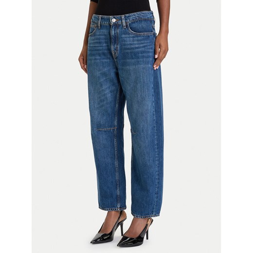 Guess Jeansy W5BA2V D0460 Granatowy Mom Fit ze sklepu MODIVO w kategorii Jeansy damskie - zdjęcie 186200421