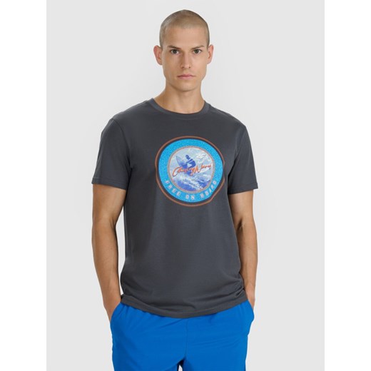 Męski t-shirt z nadrukiem 4F 4FRSS25TTSHM3155 - szary ze sklepu Sportstylestory.com w kategorii T-shirty męskie - zdjęcie 186202111
