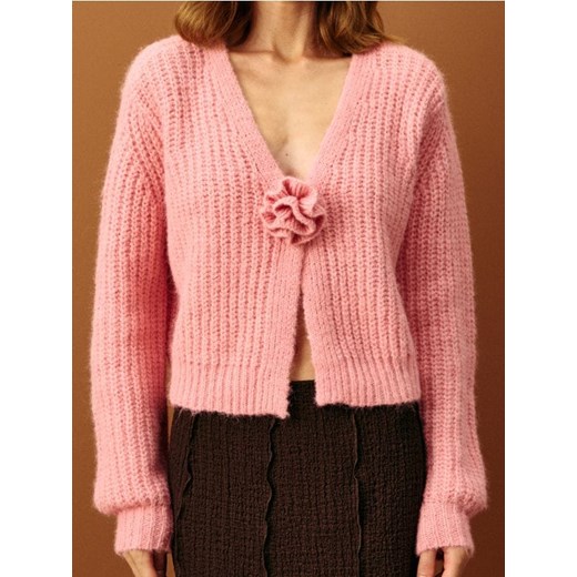 Sinsay - Sweter z dekoltem V - różowy ze sklepu Sinsay w kategorii Swetry damskie - zdjęcie 186209681