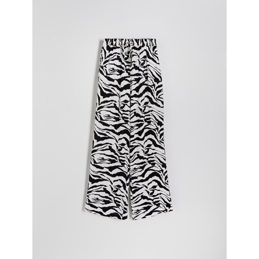 Reserved - Spodnie palazzo z nadrukiem - czarny ze sklepu Reserved w kategorii Spodnie damskie - zdjęcie 186216403