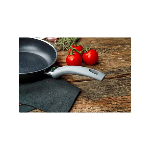 Ballarini Patelnia &quot;Lazise&quot; w kolorze czarnym - Ø 24 cm Ballarini onesize okazyjna cena Limango Polska