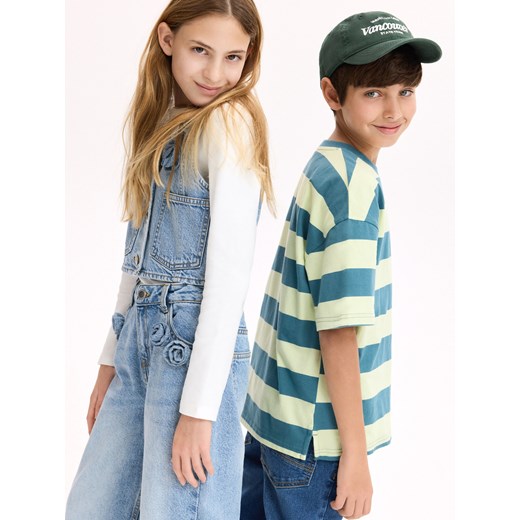 Reserved - Bawełniana czapka z daszkiem - ciemnozielony ze sklepu Reserved w kategorii Koszule chłopięce - zdjęcie 186222152