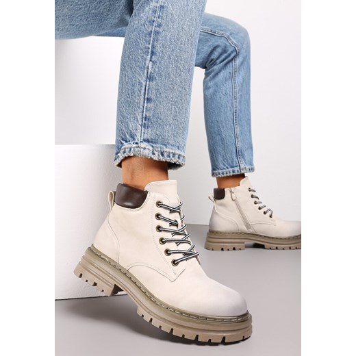 Beżowe Traperki z Lekkim Ociepleniem Malak ze sklepu born2be.pl w kategorii Workery damskie - zdjęcie 186231623