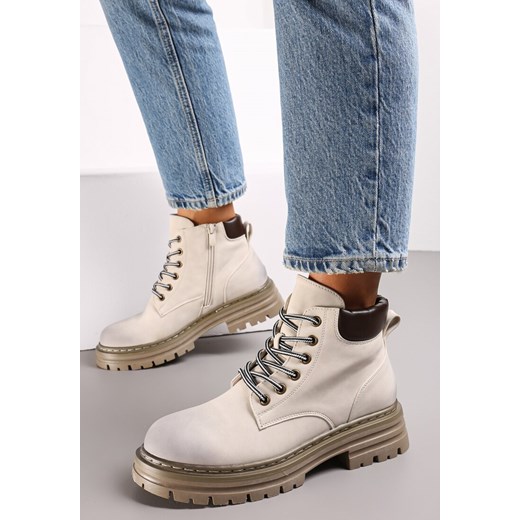 Beżowe Traperki z Lekkim Ociepleniem Malak ze sklepu born2be.pl w kategorii Workery damskie - zdjęcie 186231624