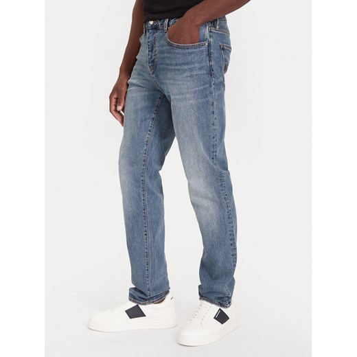 Armani Exchange Jeansy XM000049 AF17047 MB001 Niebieski Regular Fit ze sklepu MODIVO w kategorii Jeansy męskie - zdjęcie 186233740