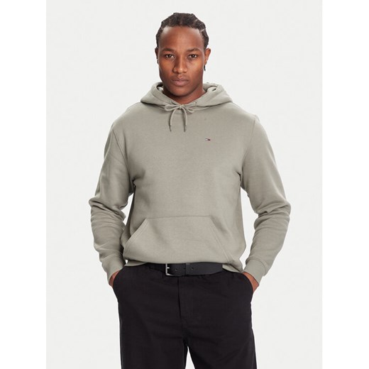 Tommy Jeans Bluza DM0DM20742 Zielony Relaxed Fit ze sklepu MODIVO w kategorii Bluzy męskie - zdjęcie 186245442