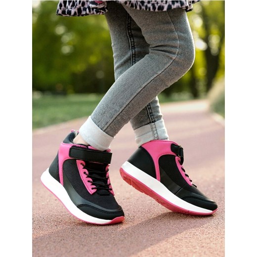 Sinsay - Botki ze sztucznym futerkiem - czarny ze sklepu Sinsay w kategorii Buty zimowe dziecięce - zdjęcie 186252002