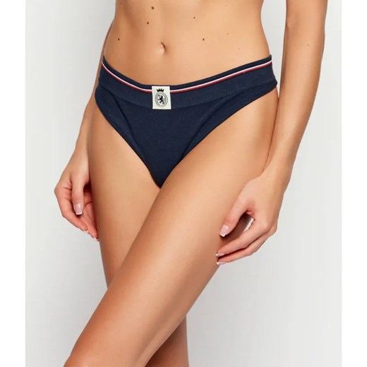 Tommy Hilfiger Stringi ze sklepu Gomez Fashion Store w kategorii Majtki damskie - zdjęcie 186256453