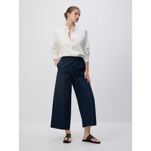 Reserved - Luźne spodnie - granatowy ze sklepu Reserved w kategorii Spodnie damskie - zdjęcie 186257003