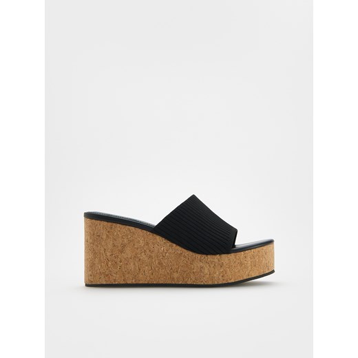 Reserved - Mule na platformie - czarny ze sklepu Reserved w kategorii Klapki damskie - zdjęcie 186259710
