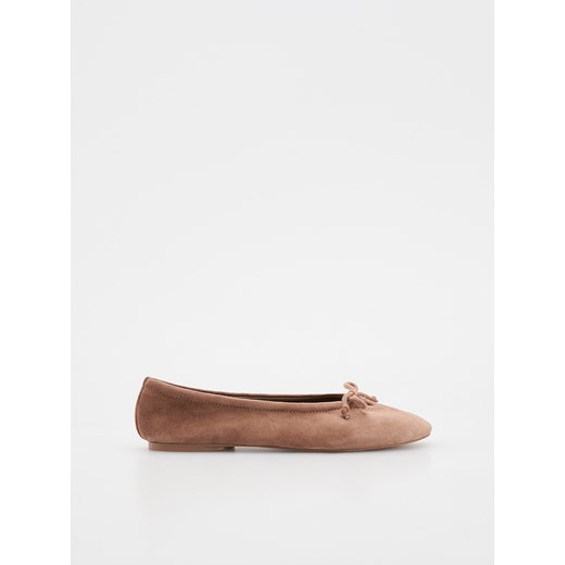 Reserved - Skórzane baleriny - beżowy Reserved 41 okazja Reserved