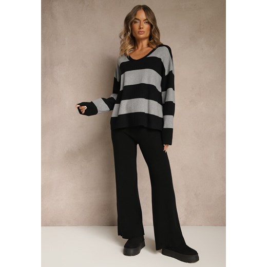 Szary Komplet z Dzianiny Spodnie Wide Leg i Sweter w Szerokie Pasy Falorella - id: 5351-1-MIX5K-39-GREY - marki Renee - 186260804 Szary Komplet z Dzianiny Spodnie Wide Leg i Sweter w Szerokie Pasy Falorella ze sklepu renee.pl w kategorii Komplety i garnitury damskie - zdjęcie 186260804