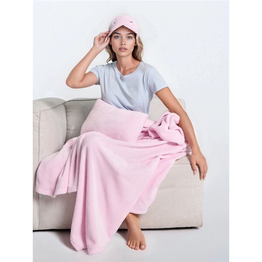 Sinsay - Zestaw: koc, poduszka i opasaka na oczy - różowy ze sklepu Sinsay w kategorii Koce i pledy - zdjęcie 186262034