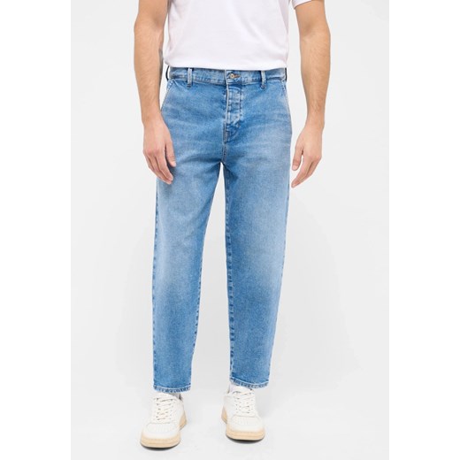 Męskie Spodnie Jeansowe Mustang Style Toledo Loose Denim Blue 1016345 5000 313 ze sklepu YouNeedit.pl w kategorii Jeansy męskie - zdjęcie 186266220