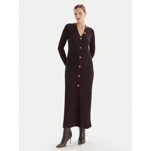 TWINSET Sukienka dzianinowa 252TT3400 Brązowy Slim Fit ze sklepu MODIVO w kategorii Sukienki - zdjęcie 186267371