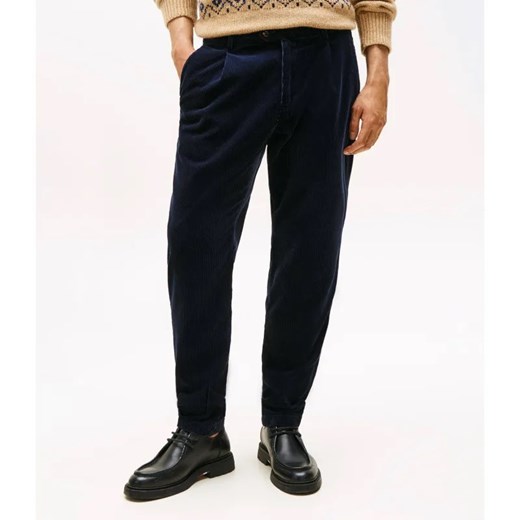 Tommy Hilfiger Sztruksowe spodnie HARLEM | Relaxed fit ze sklepu Gomez Fashion Store w kategorii Spodnie męskie - zdjęcie 186272191