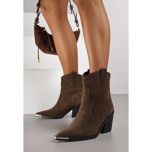 Ciemnobrązowe Botki Kowbojki ze Skóry Naturalnej Zdobione Metalicznym Noskiem Saberra ze sklepu born2be.pl w kategorii Botki - zdjęcie 186279550