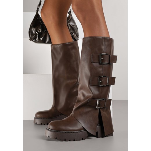 Ciemnobrązowe Kozaki VICES z Cholewką Imitującą Nogawkę z Klamrami Analeria ze sklepu born2be.pl w kategorii Kozaki damskie - zdjęcie 186279682
