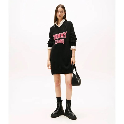 Tommy Jeans Sukienka VARSITY | z dodatkiem wełny ze sklepu Gomez Fashion Store w kategorii Sukienki - zdjęcie 186280194