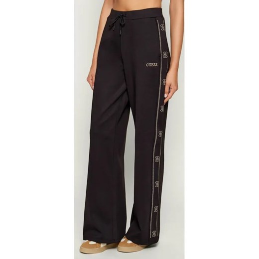 GUESS ACTIVE Spodnie dresowe OCTAVIA | Relaxed fit ze sklepu Gomez Fashion Store w kategorii Spodnie damskie - zdjęcie 186301842