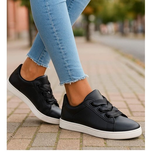 Czarne wiązane trampki damskie /G6-1 17509 W093/ ze sklepu Pantofelek24.pl w kategorii Trampki damskie - zdjęcie 186319054