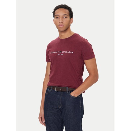 Tommy Hilfiger T-Shirt Logo MW0MW11797 Czerwony Regular Fit ze sklepu MODIVO w kategorii T-shirty męskie - zdjęcie 186323181