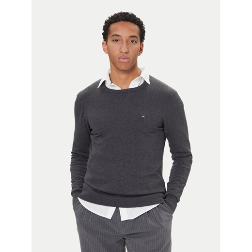Tommy Hilfiger Sweter Essential Ssnl MW0MW39999 Szary Regular Fit ze sklepu MODIVO w kategorii Swetry męskie - zdjęcie 186323213
