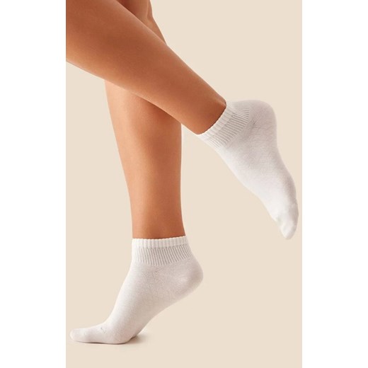 Skarpetki ażurowe za kostkę kremowe SW059, Kolor kremowy, Rozmiar 39-42, Gabriella ze sklepu Intymna w kategorii Skarpetki damskie - zdjęcie 186327373
