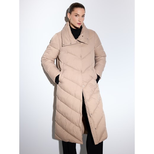 Mohito - Długi pikowany beżowy płaszcz - beżowy Mohito 38 Mohito
