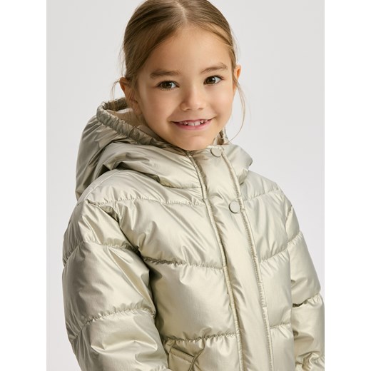 Reserved - Kurtka z imitacji skóry z metalicznym połyskiem - złoty ze sklepu Reserved w kategorii Kurtki dziewczęce - zdjęcie 186337482
