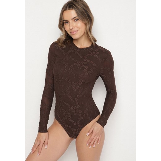 Brązowe Kopertowe Body z Długim Rękawem Zdobione Wzorem w Kwiaty Zennesa - id: 400450 - marki born2be - 186340234 Brązowe Kopertowe Body z Długim Rękawem Zdobione Wzorem w Kwiaty Zennesa ze sklepu born2be.pl w kategorii Body damskie - zdjęcie 186340234