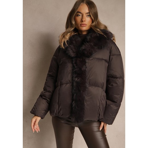 Brązowa Oversizowa Kurtka z Pikowanymi Przeszyciami i Futrem Silvitila - id: LM91160-54-BROWN - marki Renee - 186342363 Brązowa Oversizowa Kurtka z Pikowanymi Przeszyciami i Futrem Silvitila ze sklepu renee.pl w kategorii Kurtki damskie - zdjęcie 186342363