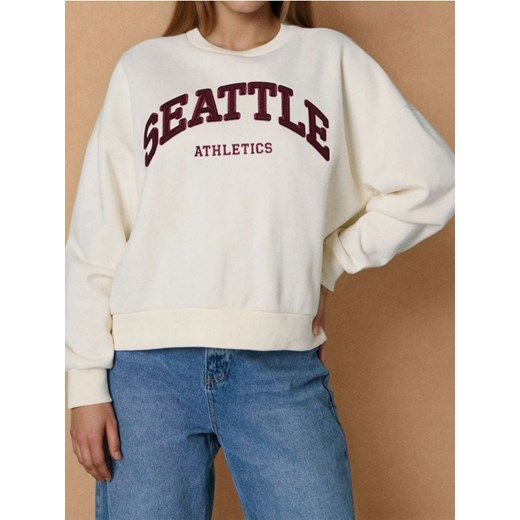Sinsay - Bluza crewneck - kremowy ze sklepu Sinsay w kategorii Bluzy damskie - zdjęcie 186342954