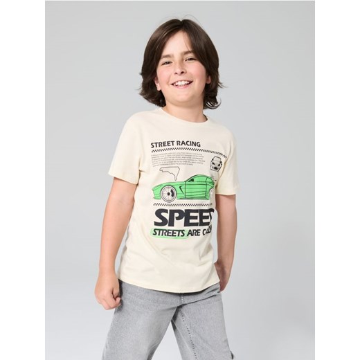 Sinsay - Koszulka z nadrukiem - kremowy - id: 653DY-02X - marki Sinsay - 186344230 Sinsay - Koszulka z nadrukiem - kremowy ze sklepu Sinsay w kategorii T-shirty chłopięce - zdjęcie 186344230
