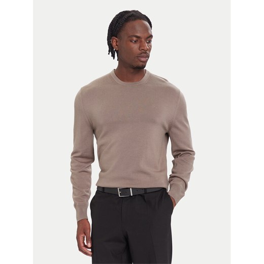 Calvin Klein Sweter LV04LB305G Beżowy Regular Fit ze sklepu MODIVO w kategorii Swetry męskie - zdjęcie 186345654