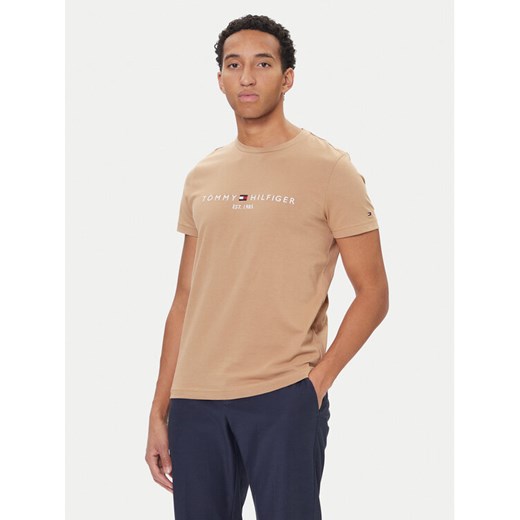 Tommy Hilfiger T-Shirt Logo MW0MW11797 Beżowy Regular Fit ze sklepu MODIVO w kategorii T-shirty męskie - zdjęcie 186349323