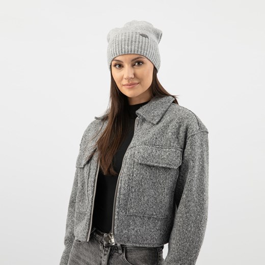 Popielata Podwójna Czapka Relaks Z Metalowym Logo ze sklepu Wojas w kategorii Czapki z daszkiem damskie - zdjęcie 186349620