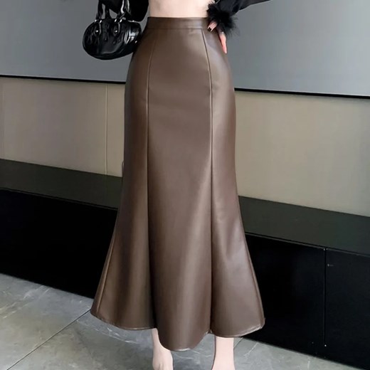 Elegancka spódnica midi skórzana - Brązowy M ze sklepu Intimica.pl w kategorii Spódnice - zdjęcie 186356534
